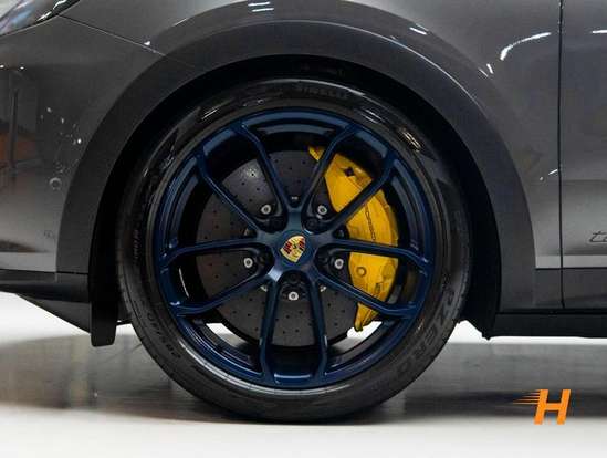 PORSCHE-CAYENNE-2024