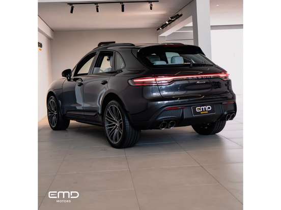 PORSCHE-MACAN-2024