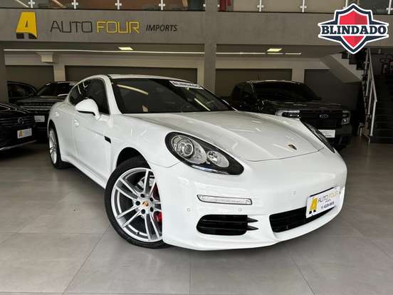 PORSCHE-PANAMERA-2014