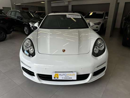 PORSCHE-PANAMERA-2014