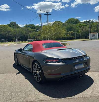 PORSCHE-718-2024