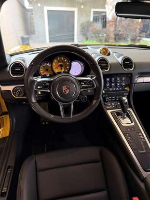 PORSCHE-718-2025