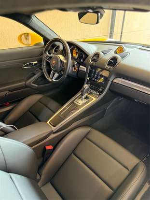PORSCHE-718-2025