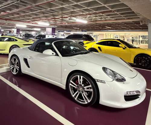 PORSCHE-BOXSTER-2010