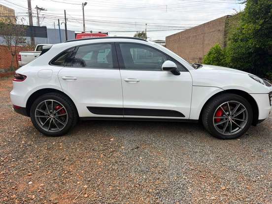 PORSCHE-MACAN-2.0 16V GASOLINA 4P AUTOMÁTICO PORSCHE-MACAN-2016