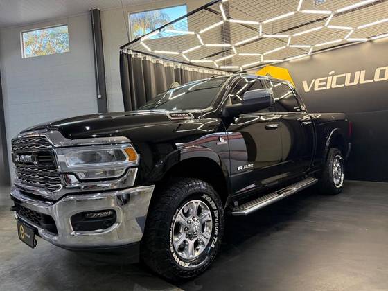 RAM 2500 6.7 I6 TURBO DIESEL LARAMIE CD 4X4 AUTOMÁTICO