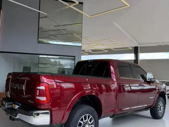 RAM-3500-6.7 I6 TURBO DIESEL LIMITED LONGHORN CD 4X4 AUTOMÁTICO RAM-3500-2024