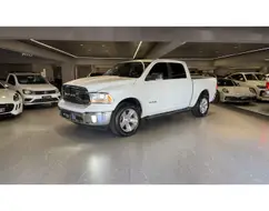 RAM CLASSIC 5.7 V8 GASOLINA LARAMIE CD 4X4 AUTOMÁTICO RAM CLASSIC 5.7 V8 GASOLINA LARAMIE CD 4X4 AUTOMÁTICO