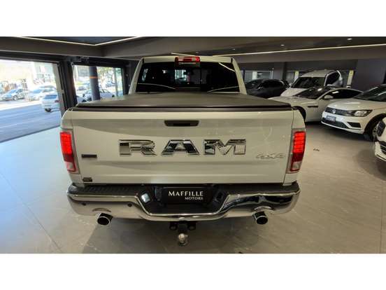 RAM-CLASSIC-5.7 V8 GASOLINA LARAMIE CD 4X4 AUTOMÁTICO RAM-CLASSIC-2023