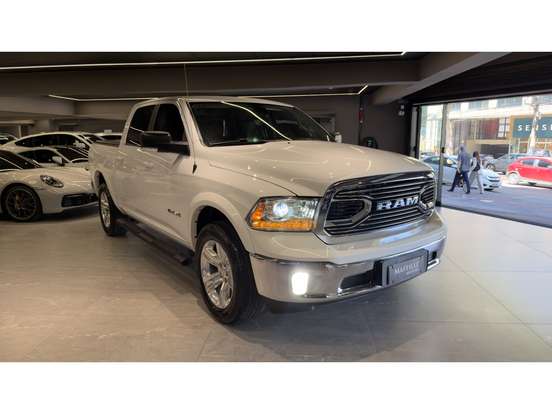 RAM-CLASSIC-5.7 V8 GASOLINA LARAMIE CD 4X4 AUTOMÁTICO RAM-CLASSIC-2023