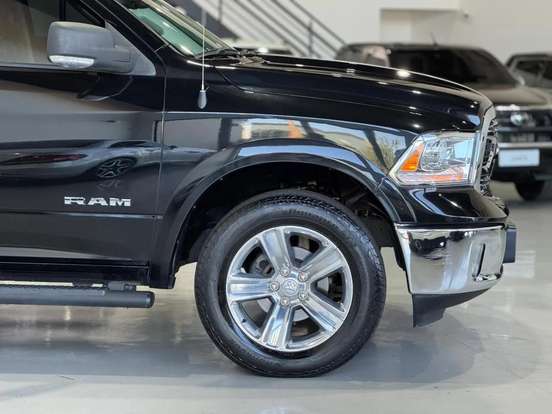 RAM-CLASSIC-5.7 V8 GASOLINA LARAMIE CD 4X4 AUTOMÁTICO RAM-CLASSIC-2023