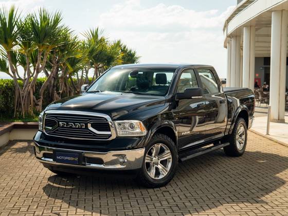 RAM CLASSIC 5.7 V8 GASOLINA LARAMIE CD 4X4 AUTOMÁTICO
