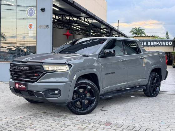 RAM RAMPAGE 2.0 HURRICANE 4 TURBO GASOLINA R/T 4X4 AUTOMÁTICO