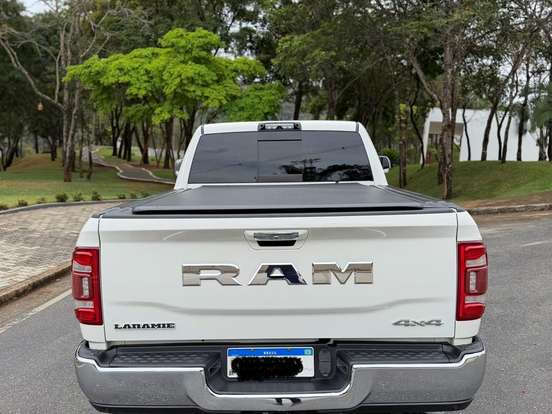 RAM-2500-6.7 I6 TURBO DIESEL LARAMIE CD 4X4 AUTOMÁTICO RAM-2500-2020