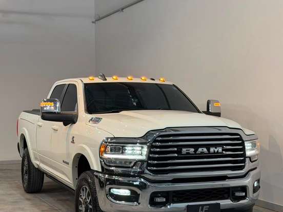 RAM-3500-6.7 I6 TURBO DIESEL LIMITED LONGHORN CD 4X4 AUTOMÁTICO RAM-3500-2023