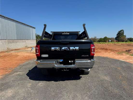 RAM-3500-6.7 I6 TURBO DIESEL LIMITED LONGHORN CD 4X4 AUTOMÁTICO RAM-3500-2024