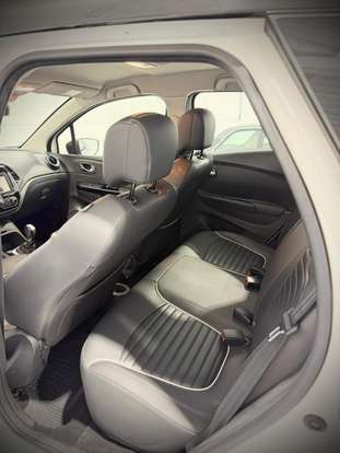 RENAULT-CAPTUR-2018