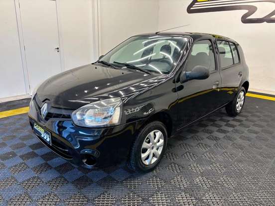 RENAULT-CLIO-2013