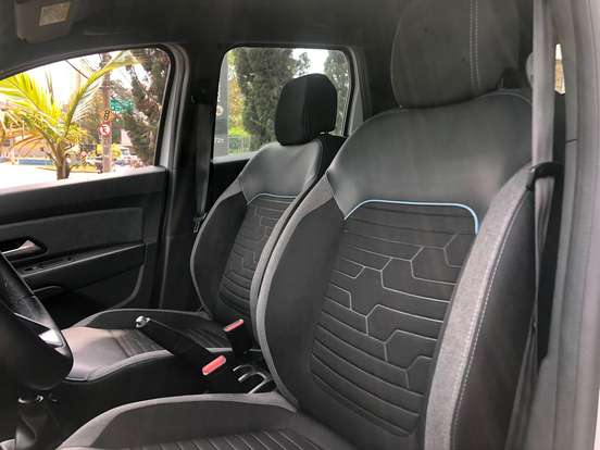 RENAULT-DUSTER-2023