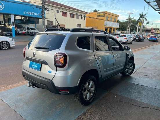RENAULT-DUSTER-2024