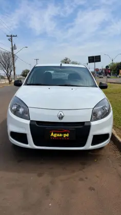 RENAULT SANDERO 1.0 AUTHENTIQUE 16V FLEX 4P MANUAL RENAULT SANDERO 1.0 AUTHENTIQUE 16V FLEX 4P MANUAL