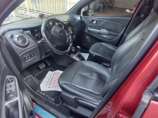 RENAULT-CAPTUR-2020