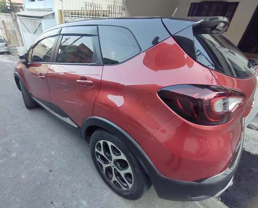 RENAULT-CAPTUR-2020