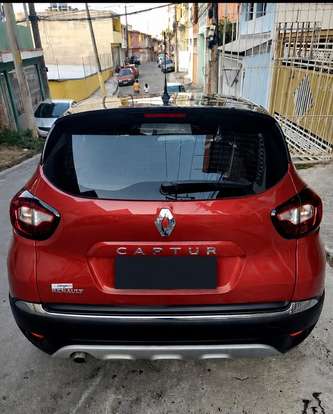 RENAULT-CAPTUR-2020