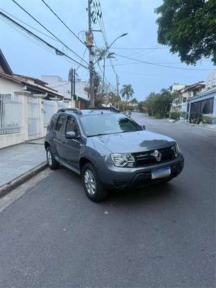 RENAULT-DUSTER-2018
