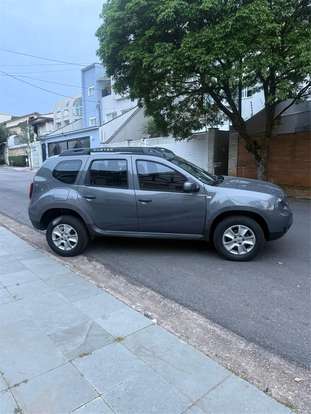 RENAULT-DUSTER-2018