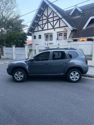 RENAULT-DUSTER-2018