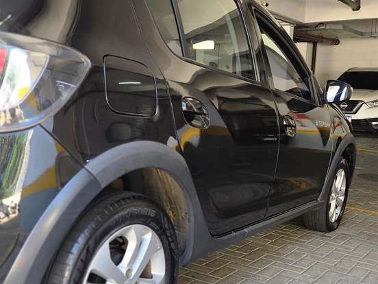 RENAULT-SANDERO-1.6 STEPWAY 8V FLEX 4P AUTOMATIZADO RENAULT-SANDERO-2015
