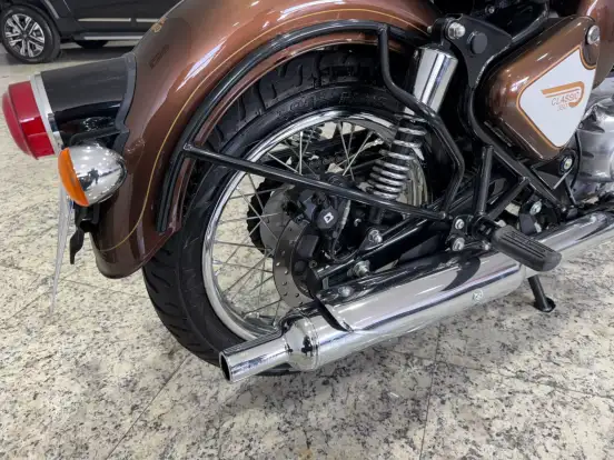 ROYAL ENFIELD-CLASSIC 350-2025