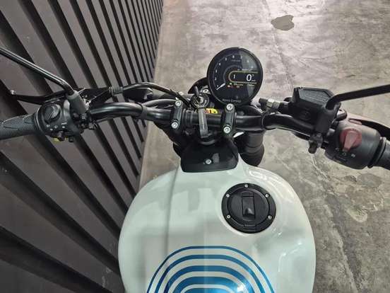 ROYAL ENFIELD-GUERRILLA 450-2025