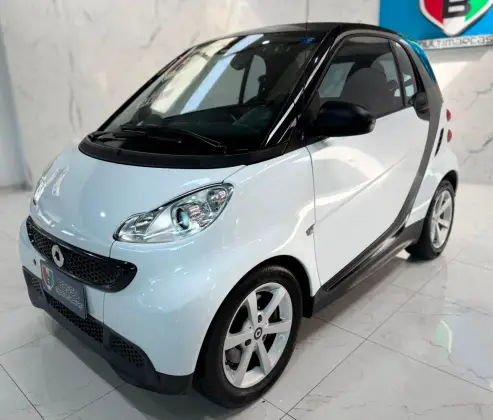 SMART FORTWO 1.0 COUPE 3 CILINDROS TURBO GASOLINA 2P AUTOMÁTICO SMART FORTWO 1.0 COUPE 3 CILINDROS TURBO GASOLINA 2P AUTOMÁTICO
