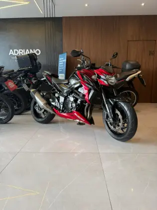 SUZUKI GSX-S750A SUZUKI GSX-S750A