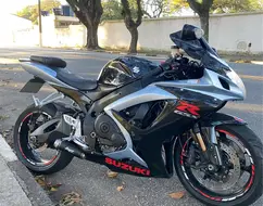 SUZUKI GSX-R750 SRAD SUZUKI GSX-R750 SRAD