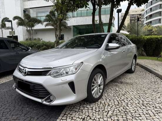 TOYOTA-CAMRY-2015
