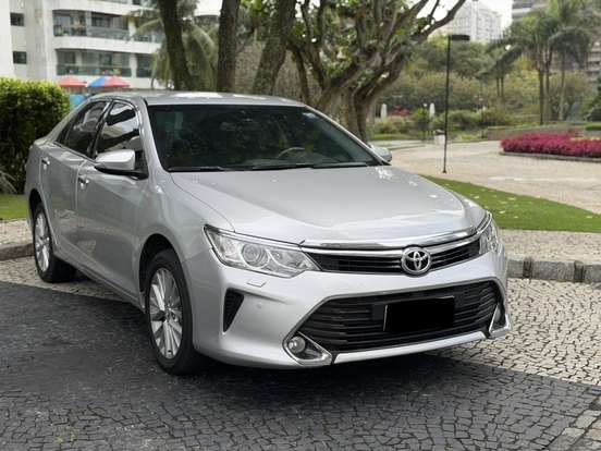 TOYOTA-CAMRY-2015