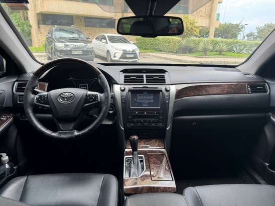 TOYOTA-CAMRY-2015