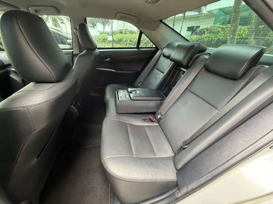 TOYOTA-CAMRY-2015