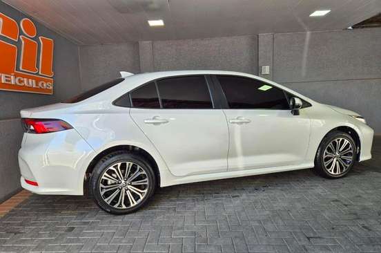 TOYOTA-COROLLA-2023