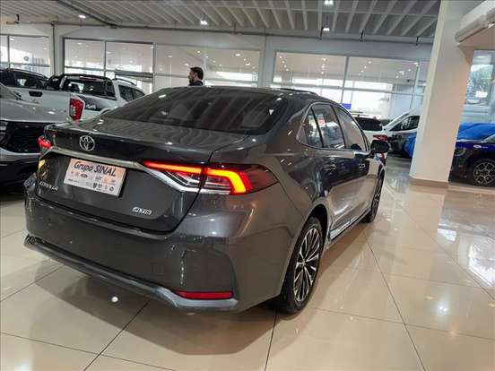 TOYOTA-COROLLA-2024