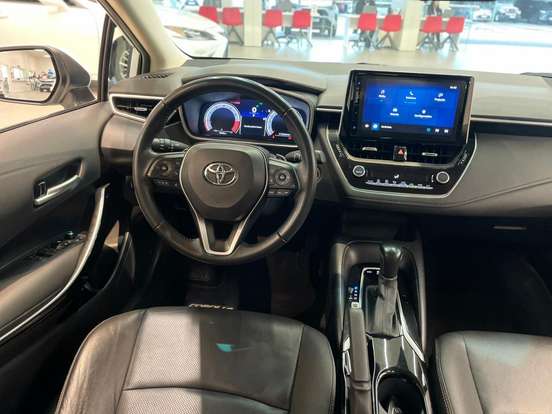 TOYOTA-COROLLA-2023