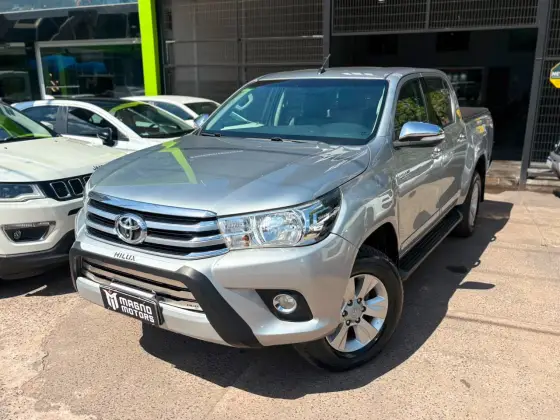 TOYOTA HILUX 2.8 SRV 4X4 CD 16V DIESEL 4P AUTOMÁTICO TOYOTA HILUX 2.8 SRV 4X4 CD 16V DIESEL 4P AUTOMÁTICO