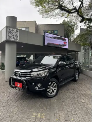 TOYOTA HILUX 2.8 SRX 4X4 CD 16V DIESEL 4P AUTOMÁTICO