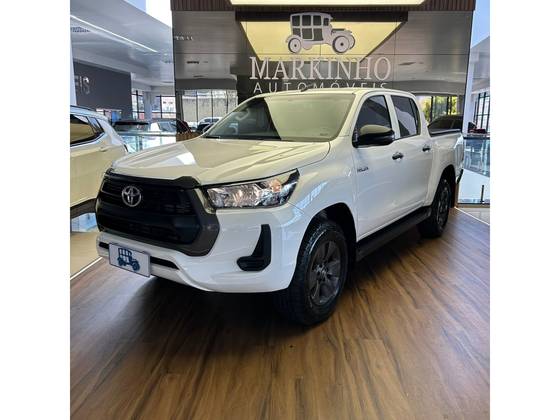 TOYOTA HILUX 2.8 D-4D TURBO DIESEL CD POWER PACK 4X4 AUTOMÁTICO