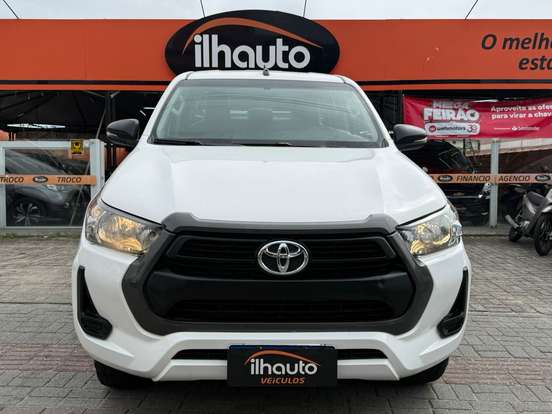TOYOTA-HILUX-2.8 D-4D TURBO DIESEL CD POWER PACK 4X4 MANUAL TOYOTA-HILUX-2021