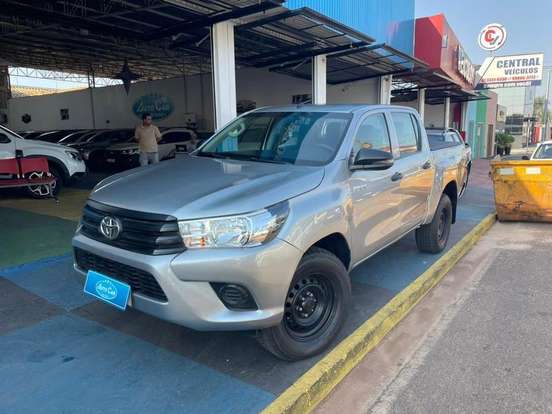 TOYOTA-HILUX-2019