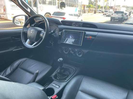 TOYOTA-HILUX-2.8 NARROW 4X4 CD 16V DIESEL 4P MANUAL TOYOTA-HILUX-2019